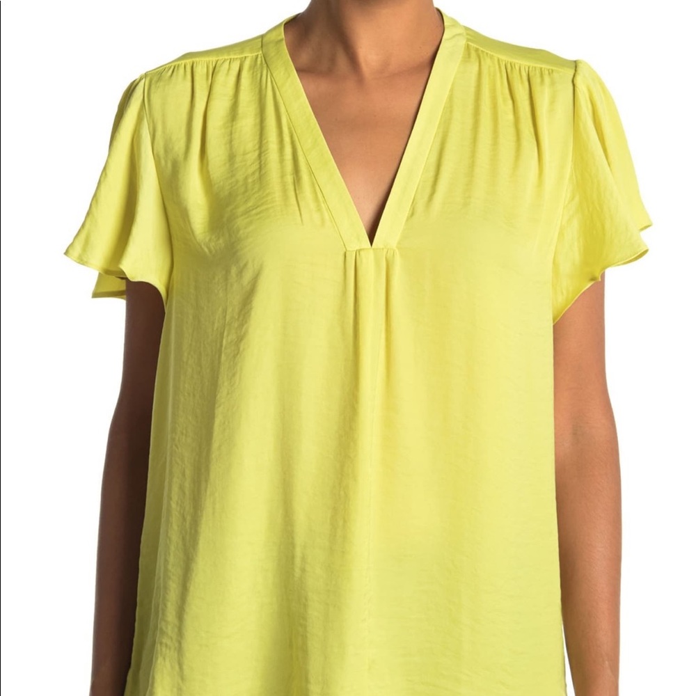 NWT Vince Camuto Top